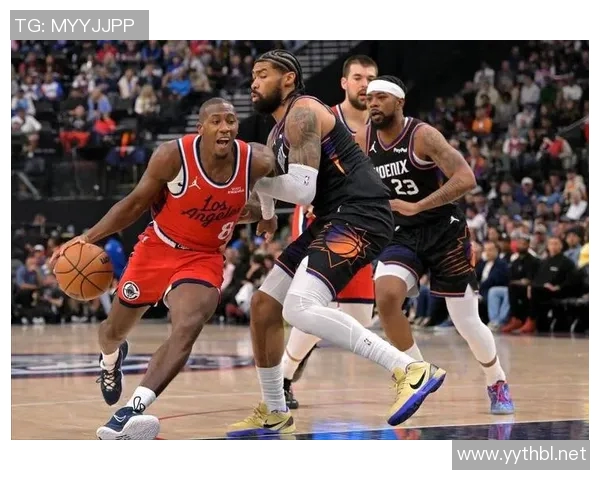 快船四连败！老大伤缺老二带病上阵，恐面临解体危机