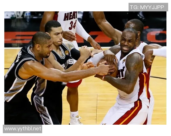 2014年NBA总决赛热火与马刺的巅峰对决回顾与精彩瞬间解析 2014年NBA总决赛热火与马刺的巅峰对决回顾与精彩瞬间解析